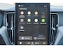 Volvo XC60 T6 Recharge AWD Plus Dark - IntelliSafe Assist & Surround - Harman/Kardon audio - Parkeercamera achter - Verwarmde voorstoelen, stuur & achterbank - Parkeersensoren voor & achter - Elektr. bedienb. voorstoelen met geheugen - Draadloze tel. lader - Extra getint glas - 21' LMV