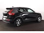 Volvo XC40 T4 Inscription - Harman/Kardon audio - Parkeercamera achter - Verwarmde voorstoelen - Parkeersensoren voor & achter - Elektr. bedienb. voorstoelen met geheugen links - Draadloze tel. lader - Cruise control - Extra getint glas - Inklapbare trekhaak - 18' LMV