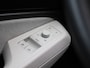 Volkswagen ID.7 Pro Business 77 kWh 286 PK| SOH 100% | Origineel Nederlands | 1e Eigenaar | Warmtepomp | Alcantara | Head-Updisplay | Stoelventilatie | Stoelverwarming