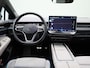 Volkswagen ID.7 Pro Business 77 kWh 286 PK| SOH 100% | Origineel Nederlands | 1e Eigenaar | Warmtepomp | Alcantara | Head-Updisplay | Stoelventilatie | Stoelverwarming