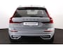 Volvo XC60 T6 Recharge AWD Plus Black Edition - Panorama/schuifdak - IntelliSafe Assist & Surround - 360º Camera - Harman/Kardon audio - Adaptieve LED koplampen - Verwarmde voorstoelen, stuur & achterbank - Parkeersensoren voor & achter - Elektr. bedienb. voorstoelen met geheugen - Head up display - Draadloze tel. lader - Extra getint glas - 21' LMV