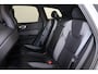 Volvo XC60 T6 Recharge AWD Plus Black Edition - Panorama/schuifdak - IntelliSafe Assist & Surround - 360º Camera - Harman/Kardon audio - Adaptieve LED koplampen - Verwarmde voorstoelen, stuur & achterbank - Parkeersensoren voor & achter - Elektr. bedienb. voorstoelen met geheugen - Head up display - Draadloze tel. lader - Extra getint glas - 21' LMV
