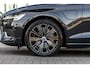 Volvo V60 2.0 T8 Twin Engine AWD Inscription | Pano | Harman Kardon