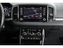 Skoda Karoq 1.5 TSI ACT 150pk DSG Business Edition Trekhaak Camera Keyless Sportstoelen Virtual Cockpit Navigatie