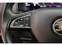 Skoda Karoq 1.5 TSI ACT 150pk DSG Business Edition Trekhaak Camera Keyless Sportstoelen Virtual Cockpit Navigatie