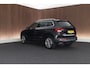 Skoda Karoq 1.5 TSI ACT 150pk DSG Business Edition Trekhaak Camera Keyless Sportstoelen Virtual Cockpit Navigatie