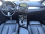 BMW 2-Serie Gran Tourer 220i Automaat 7-persoons High Executive Launch Edition M-Sport Trekhaak leder Panoramadak Navigatie Head-Up Sportstoelen Leder Led 18 Inch Velgen NL Auto