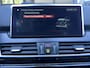 BMW 2-Serie Gran Tourer 220i Automaat 7-persoons High Executive Launch Edition M-Sport Trekhaak leder Panoramadak Navigatie Head-Up Sportstoelen Leder Led 18 Inch Velgen NL Auto