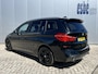 BMW 2-Serie Gran Tourer 220i Automaat 7-persoons High Executive Launch Edition M-Sport Trekhaak leder Panoramadak Navigatie Head-Up Sportstoelen Leder Led 18 Inch Velgen NL Auto