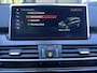 BMW 2-Serie Gran Tourer 220i Automaat 7-persoons High Executive Launch Edition M-Sport Trekhaak leder Panoramadak Navigatie Head-Up Sportstoelen Leder Led 18 Inch Velgen NL Auto