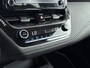 Toyota Corolla Sedan 1.8 Hybrid Active | NL-Auto | Apple Carplay/Android Auto | Parkeercamera | Onderweg-naar-dealer