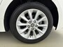Toyota Corolla Sedan 1.8 Hybrid Active | NL-Auto | Apple Carplay/Android Auto | Parkeercamera | Onderweg-naar-dealer