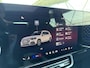Mercedes-Benz GLB 250+ Business Solution AMG 85.5 kWh | Panoramadak | Stoelverwarming | LED koplampen | Sfeerverlichting| Sportstoelen |