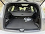 Mercedes-Benz GLB 250+ Business Solution AMG 85.5 kWh | Panoramadak | Stoelverwarming | LED koplampen | Sfeerverlichting| Sportstoelen |