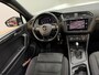 Volkswagen Tiguan 1.5 TSI ACT Highline Business R Line Airco ECC | Panorama | Trekhaak | Virtual | Adaptive Cruise | Camera | Massage | Isofix | NAP