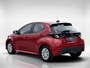 Toyota Yaris 1.5 Hybrid 115 Comfort **EMOTIONAL RED METALLIC/ NIEUWE AUTO/ DIRECT LEVERBAAR**