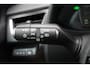 Lexus UX 250h | Incl. 12 maanden garantie | Achteruitrijcamera | Keyless entry/start | Climate controle | Cruise controle | Lane Assist | DAB | Draadloze telefoonlader | Apple CarPlay/Android Auto |