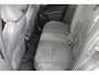 Lexus UX 250h | Incl. 12 maanden garantie | Achteruitrijcamera | Keyless entry/start | Climate controle | Cruise controle | Lane Assist | DAB | Draadloze telefoonlader | Apple CarPlay/Android Auto |