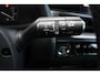 Lexus UX 250h | Incl. 12 maanden garantie | Achteruitrijcamera | Keyless entry/start | Climate controle | Cruise controle | Lane Assist | DAB | Draadloze telefoonlader | Apple CarPlay/Android Auto |