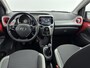 Toyota Aygo 1.0 VVT-i x-play | Airco | Apple Carplay/Android Auto | Parkeercamera | Onderweg-naar-dealer