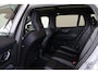 Volvo V60 T6 Recharge AWD Plus Dark - Panorama/schuifdak - IntelliSafe Assist & Surround - 360º Camera - Harman/Kardon audio - Verwarmde voorstoelen, stuur & achterbank - Parkeersensoren voor & achter - Elektr. bedienb. voorstoelen met geheugen - Head up display - Extra getint glas - 19' LMV