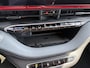Fiat 500e 24 kWh RED Achteruitrijcamera - Airco - Navigatie - Parkeersensoren achter - Apple carplay - Bluetooth - Cruise control - Keyless start - Led verlichting - Stuur multifunctioneel - Rijstrooksensor - Elektrische ramen