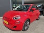 Fiat 500e 24 kWh RED Achteruitrijcamera - Airco - Navigatie - Parkeersensoren achter - Apple carplay - Bluetooth - Cruise control - Keyless start - Led verlichting - Stuur multifunctioneel - Rijstrooksensor - Elektrische ramen