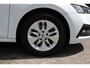 Skoda Octavia Combi 1.0 e-TSI 110pk Business Edition DSG Automaat / Navigatie / LED / LM 16 inch / Parkeersensoren / Elektr klep