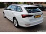 Skoda Octavia Combi 1.0 e-TSI 110pk Business Edition DSG Automaat / Navigatie / LED / LM 16 inch / Parkeersensoren / Elektr klep