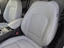 Hyundai Kona Electric EV Premium 64 kWh / Dealer onderhouden / SOH 97,90% / Fabrieksgarantie tot 03-2027 / CCS snelladen / All season banden / Head Up Display / Warmtepomp / Adaptief cruise control / Stoelverwarming / Achteruitrijcamera / Apple Carplay Android Auto /