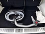 Genesis GV60 AWD 307 PK / Fabrieksgarantie tot 12-2027 / Accu SoH 95,5 % / Batterij 8 jaar / 1.600 kg afneembare trekhaak / WLTP 470 km / CCS snel laden / Leder / HUD / Camera 360° / Stoelventilatie / Stuur- & stoelverwarming / Ergo stoel / 20" LM wielen & All Season banden /