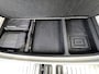 Genesis GV60 AWD 307 PK / Fabrieksgarantie tot 12-2027 / Accu SoH 95,5 % / Batterij 8 jaar / 1.600 kg afneembare trekhaak / WLTP 470 km / CCS snel laden / Leder / HUD / Camera 360° / Stoelventilatie / Stuur- & stoelverwarming / Ergo stoel / 20" LM wielen & All Season banden /