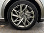 Genesis GV60 AWD 307 PK / Fabrieksgarantie tot 12-2027 / Accu SoH 95,5 % / Batterij 8 jaar / 1.600 kg afneembare trekhaak / WLTP 470 km / CCS snel laden / Leder / HUD / Camera 360° / Stoelventilatie / Stuur- & stoelverwarming / Ergo stoel / 20" LM wielen & All Season banden /