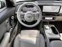 Genesis GV60 AWD 307 PK / Fabrieksgarantie tot 12-2027 / Accu SoH 95,5 % / Batterij 8 jaar / 1.600 kg afneembare trekhaak / WLTP 470 km / CCS snel laden / Leder / HUD / Camera 360° / Stoelventilatie / Stuur- & stoelverwarming / Ergo stoel / 20" LM wielen & All Season banden /
