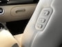 Genesis GV60 AWD 307 PK / Fabrieksgarantie tot 12-2027 / Accu SoH 95,5 % / Batterij 8 jaar / 1.600 kg afneembare trekhaak / WLTP 470 km / CCS snel laden / Leder / HUD / Camera 360° / Stoelventilatie / Stuur- & stoelverwarming / Ergo stoel / 20" LM wielen & All Season banden /