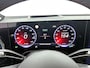 Mercedes-Benz GLB 250+ Business Solution AMG 7p. 85.5 kWh | Premium Plus pakket | Winterpakket | Nightpakket | Parkeerpakket | Trekhaak | Vast panoramadak | GUARD 360° | 19” vijfspaaks lichtmetalen AMG-velgen | Burmester® 3D surround sound |