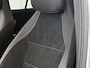 Mercedes-Benz GLB 250+ Business Solution AMG 7p. 85.5 kWh | Premium Plus pakket | Winterpakket | Nightpakket | Parkeerpakket | Trekhaak | Vast panoramadak | GUARD 360° | 19” vijfspaaks lichtmetalen AMG-velgen | Burmester® 3D surround sound |
