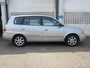 Kia Carens 1.6-16V LX airco