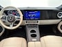 Mercedes-Benz CLA 200 Business Solution Luxury 58 kWh | Winterpakket | Warmtewerend, donkergetint glas | Massagefunctie | Vast panoramadak | Sierdelen openporig bruin eikenhout met aluminium lijnen | 18 inch vijfspaaks lichtmetalen velgen |