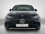 Mercedes-Benz CLA 200 Business Solution Luxury 58 kWh | Winterpakket | Warmtewerend, donkergetint glas | Massagefunctie | Vast panoramadak | Sierdelen openporig bruin eikenhout met aluminium lijnen | 18 inch vijfspaaks lichtmetalen velgen |