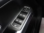 Mercedes-Benz GLB 200 Business Solution Luxury | Panoramadak | Memory | Multibeam | Widescreen | Stoelverwarming |