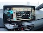 Volkswagen ID.3 204pk Life 58 kWh | Stoelverwarming | Navigatie | Adaptive Cruise