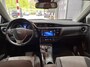 Toyota Auris 1.8 Hybrid Dynamic Go | Automaat | Camera | Cruise Control | DAB | Bluetooth | Getint Glas