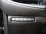Fiat 500e Icon 42 kWh Panoramadak | Keyless entry | Stoelverwarming | Parkeersensoren Voor en Achter | Achteruitrijcamera | Apple Carplay/Android Auto | 16" Lichtmetalen Velgen