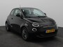 Fiat 500e Icon 42 kWh Panoramadak | Keyless entry | Stoelverwarming | Parkeersensoren Voor en Achter | Achteruitrijcamera | Apple Carplay/Android Auto | 16" Lichtmetalen Velgen