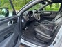Volvo XC40 Recharge P8 AWD R-Design SOH 94,1%/Warmtepomp/Pano/360Cam/Fabrieksgarantie