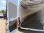 Ford Transit 350 2.0 TDCI L4H3 Trend RWD | 130pk | Navigatiesysteem SYNC4 | Stoelverwarming  | Elektrisch inklapbare buitenspiegels | Elektrisch verstelbare bestuurdersstoel | Passagiersairbag | Allweather banden | Laadruimte beschermingspakket | 150 watt/230V aansluitpunt tussen voorstoelen | Handmatige regeneratie roetfilter | Reservewiel | Centrale dubbele vergrendeling | LED Downlighter