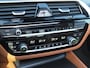 BMW 5-Serie 530e Business Edition Plus | Panoramadak | Sfeerverlichting | Laser LED | Apple Carplay |