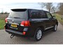 Toyota Land Cruiser 200 V8 4.5 V8 D-4D Executive Window van