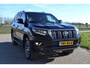 Toyota Land Cruiser 150 2.8 D-4D-F Professional Window Van